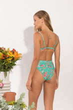 Laden Sie das Bild in den Galerie-Viewer, Set Botanic Balconet Hotpant-Cos
